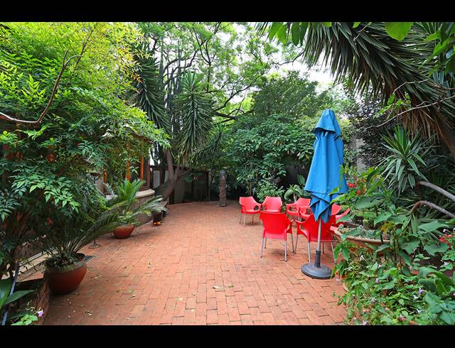 3 BEDROOM HOUSE FOR SALE IN KENSINGTON
